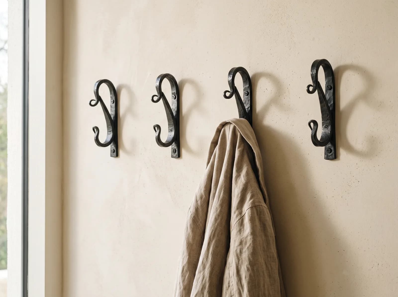 Patères forgées — lot de 4